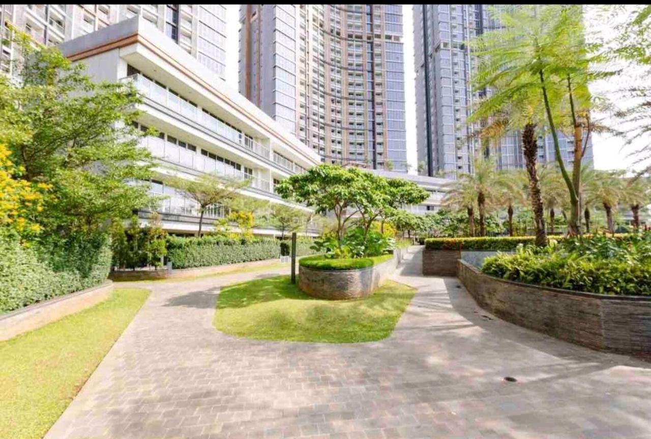 Studio Sea View Apartment At Gold Coast Pik By Mysweethome Jakarta Exterior foto