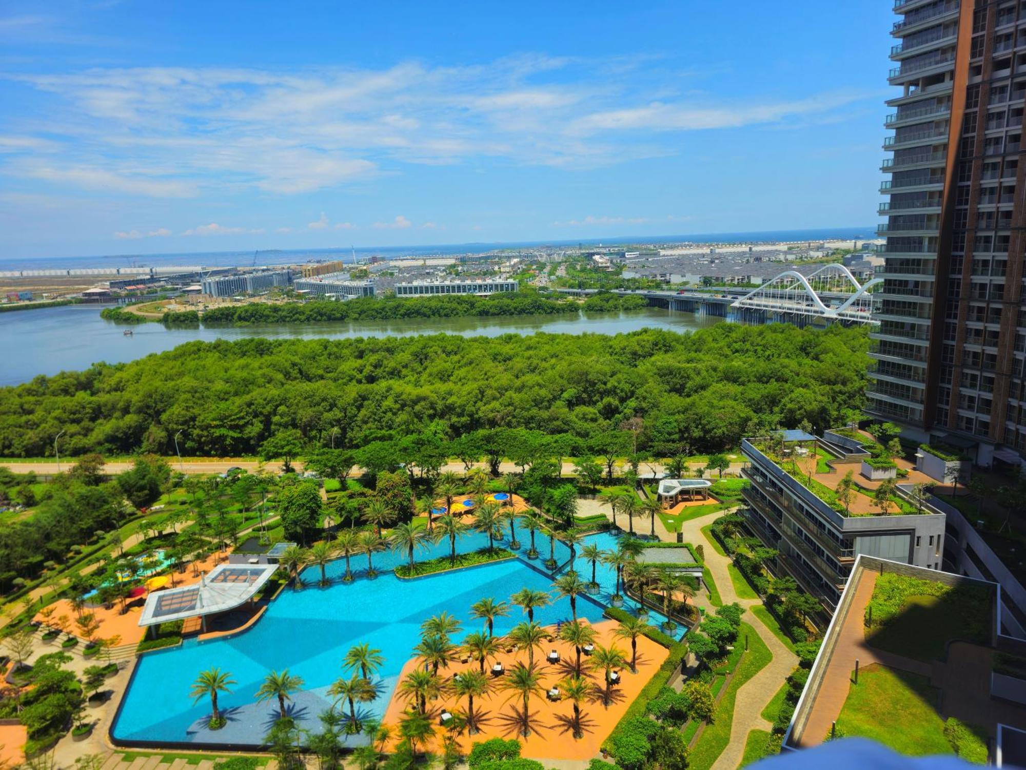 Studio Sea View Apartment At Gold Coast Pik By Mysweethome Jakarta Exterior foto